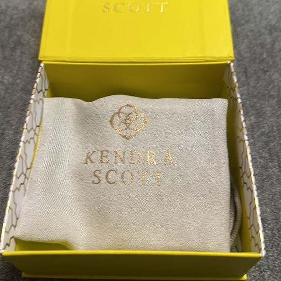 Diane Silver Statement Earrings In Silver Filigree - Picture 6 of 7